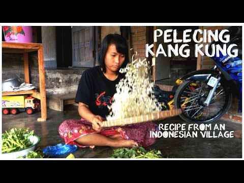 Pelecing kangkung - Vodní špenát s výhonky mungo