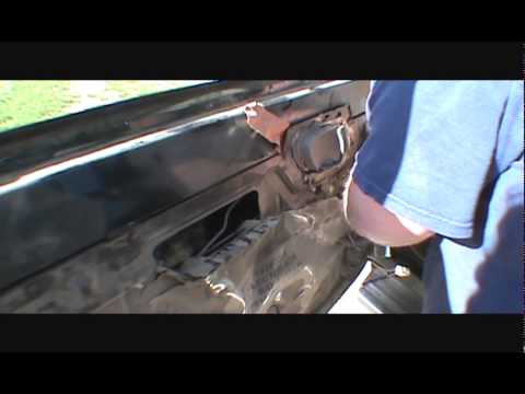 replacing inside door hanlde 1996 gmc 1500
