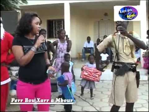 Per Bou Khar casse la baraque a Mbour .flv