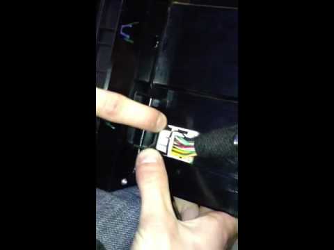 Removing the Dual Climate Control Unit 2006 Saab 9-5