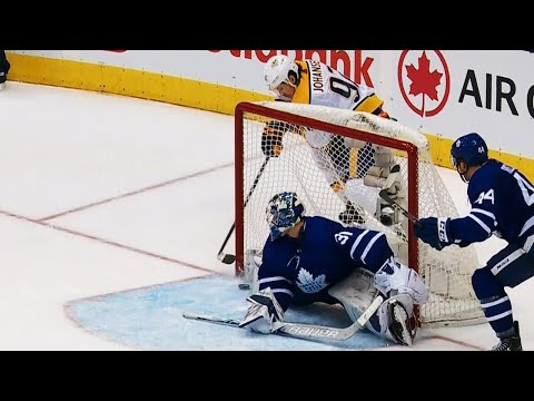 Video: Frederik Andersen takes goal away from Ryan Johansen with right pad