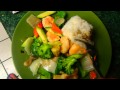 8 лет ЗАМУЖЕМ - American - Russian couple 8 year anniversary with Asian Food