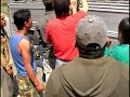 旅に危険は付き物というが、あえて危険に身をさらすことはない。ネパールでバスの屋根に乗って旅をすることが日常的となっており、よく人が転落して死傷事故の発生につながっている。当取材班が乗ったバスからも屋根から人が落ち、道路にたたきつけられた。そのときの動画を含めて、この先をお読みいただきたいす。＜INTER NEWS http://internews.jp ＞