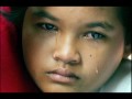 arrangement et interpr�tation :claudine renault 
auteur compositeur: alexandre bahout.
claudine sur un th�me de l'amour innocent entre un enfant et sa m�re, nous offre un jolie morceau plus syncop� et rythm� dans un registre cara�b�ens.