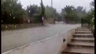 Άνοιξαν οι ουρανοί εχθές στο χωριό μας...
