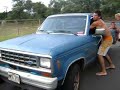 camioneta sin rueda