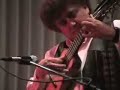 http://www.charango.chhttp://www.aicharango.orgEL PAPIRRI Manuel Monroy Chazarreta, cantautor boliviano de La Paz.Varios temas en uno. Entre otros por ejemplo 