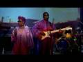    Amadou & Mariam - Le R?alit? - (Live Jools Holland 2005)