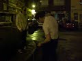 tico en la fuente de celebración