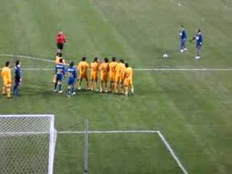 Cuauhtemoc_Blanco,_America_vs._Tigres