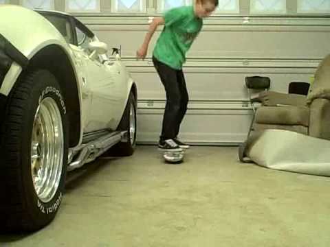 RobbySkateboard - Response to Robby's Skate challenge by the way I NEVER HIT THE CAR,We traded the car.i didnt land most of this its just to show how hard it is.