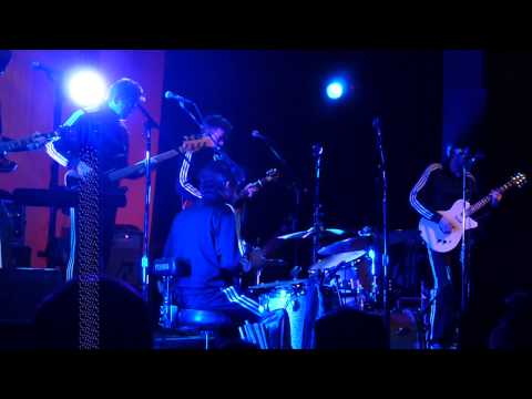 EELS “CLIMBING TO THE MOON” Live World Cafe Philadelphia 3/2/13 HD