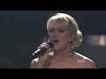 Carrie Underwood Praying for time IGB
