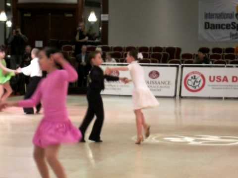 preteen dancers