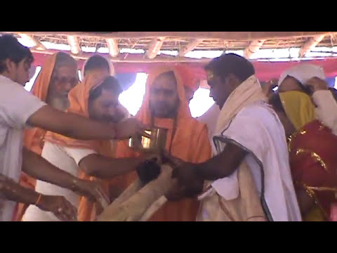 satyaprajnananda - Vishnu maha Yajna - Purnahuti : Paramahansa Swami Satyaprajnananda Saraswati Jaipatna, kalahandi, Odisha, Orissa Viswatmachetana Parishad.