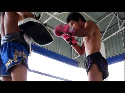 (Part 1) Muay Thai Documentary 8 Limbs: Life Of A Nak Muay HD