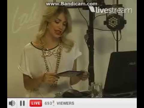 Twitcam de Lali Esposito - #LaliCam (Completo - 27/02/2014)