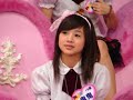 -lyrics-

http://www.zshare.net/download/3800039f7fc341/

di yi ci xiang yu shi hou mei wang ji guo
huai huai de na ge xiao rong da dong le wo
xue xiao li hao xiang cong mei jiao guo
xin dong zen me dui ta shuo

bu zhi dao shen me shi hou ta zou xiang wo
xie zhe ming zi de xin feng hao xiang shi wo
xing zuo za zhi yu ce le da cheng gong
wo men tian yi wu feng

hello hello ai qing feng
chui de wo zhuan xiang you yun tou
xing yun fen hong qing bang wo
rang ta zhao mi de bu neng zi wo

zi ran qian wo de shou zai dian ying san chang zhi qian
ta qing qing de dui wo shuo hao xi huan wo
sha sha xiao rong xin fei le hao xiang yan huo
xiang e zuo ju tang guo suan suan tian tian xiang ling mong
ai tian mei zai qi zhong
da da de shou you nuan you hou
jin jin de bu hui fang shou bao hu zhe wo

bu yong guan bu qu xiang bu yong zai hu na me duo
zhe yang de yong qi shi di yi ci yong you
zen me hui zen me ke neng xuan ze le wo
tian kong tu ran gua qi hao qiang yi zhen feng
ai qing feng de wei li rang wo wang ji le shei shi wo
xin li xiang de nian de dou shi ni de xiao rong
wo zuo shang le ni de cai se re qi qiu
huan you shi jie zhi yao ni pei wo

mei yi ci yue hui shi hou xian yan hua duo
huai huai de na ge xiao rong mei you bian guo
wo de lian jia tu ran hai xiu de bian hong
yuan lai zhen de shi xin dong

lei ji suo you de gan dong ri ji li tou
xie man le wo men suo you cong tou kan guo
xin tiao hai shi yi yang jia su tiao dong
dian dian di di dou xiang meng

hello hello ai qing feng
ta chui luan le xin tiao jie zou
xing yun fen hong qing bang wo
rang ta zhao mi de bu neng zi wo

zi ran qian wo de shou zai dian ying san chang zhi qian
ta qing qing de dui wo shuo hao xi huan wo
sha sha xiao rong xin fei le hao xiang yan huo
xiang e zuo ju tang guo suan suan tian tian xiang ling mong
ai tian mei zai qi zhong
da da de shou you nuan you hou
jin jin de bu hui fang shou bao hu zhe wo

kai shi xing fu ao you ai qing dai lai xing fu de wei feng
chui wang tian kong xing xing shan shou jian zheng ni wo
lian ai shan yao de yan huo
xiang e zuo ju tang guo suan suan tian tian xiang ling mong
ai tian mei zai qi zhong
da da de shou you nuan you hou
jin jin de bu hui fang shou bao hu zhe wo