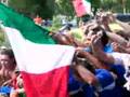 Cannavaro e Lippi con la Coppa del Mondo a Casa Azzurri