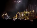 for better quality
http://myspacetv.com/index.cfm?fuseaction=vids.individual&videoid=38155371

the first stop of the mayhem fest 2008 

slipknots encore sic featuring the vertical drum solo.

sorry about the audio. my camera couldn't handle the bass