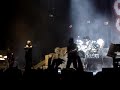 for better quality
http://myspacetv.com/index.cfm?fuseaction=vids.individual&videoid=38155371

the first stop of the mayhem fest 2008 

slipknots encore sic featuring the vertical drum solo.

sorry about the audio. my camera couldn't handle the bass