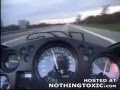 auto/moottoripyörä kiihdytyksiä