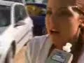 pija borracha con algo blanco en el pelo