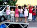 Mc Q en Jumpfreakz geven jump les op buurtfeest hoensbroek