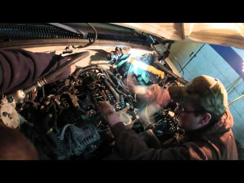 Removing GM 4.3 Intake time-lapse