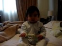 Martin Ignacio comiendo postre 