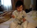 Martin Ignacio comiendo postre 