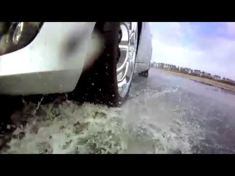 how to react oversteer