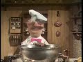 The Swedish Chef attempts to make fish chowder using a live fish. The Muppet Show. Season 2, episode 01 Thanks for drcm1973!