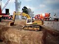 Liebherr 954 beim arbeiten mit Schwenkl�ffel