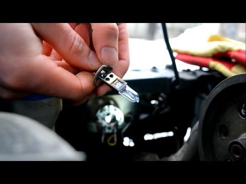 How to replace a light bulb (headlight) on Honda accord 2.0 is cc7