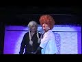 Patty Visconti interpreta Ornella Vanoni in \"Vai Valentina\"