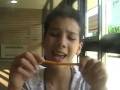 videos de Deleted Scene from The Hannah and Alex Show-Popular