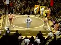 大相撲・両国国技館に悪童^^朝青龍を観に行くⅡ:横綱朝青龍を破った小結稀勢の里 vs 大関琴光喜