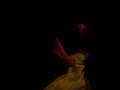 ca dort pas mal sur le canap� et mr lecl�re torture cette pauvre personne fatigu�e...