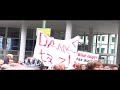 Gut 40 Jahre nach dem Attentat auf Rudi Dutschke wird heute in Berlin eine Straße nach dem Studentenführer benannt. Mit einem symbolischen Akt wurde vor dem Axel Springer Hochhaus in Kreuzberg ein Straßenschild enthüllt. Hier gibt's das Video: