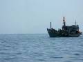 videos de Thai Fishing Boats on the way to the Thai National Marine Park off of Koh Samui Thailand 4