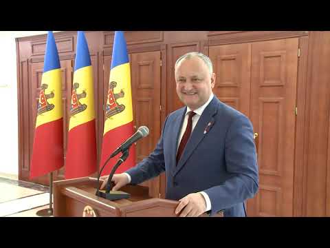 Președintele Republicii Moldova a felicitat peste 100 de doamne distinse cu prilejul Zilei Internaționale a Femeii