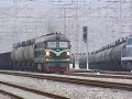 Chinese diesels - DF4B 1933 through Hekou-Nan w/long freight