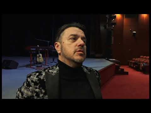 ЧАЧАНИ УЖИВАЛИ У ПОЕТСKО -МУЗИЧKОЈ ВЕЧЕРИ МАРKА МИЛОШЕВИЋА И БОРИСА РЕЖАKА