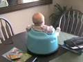 videos de Billy Spinning On Lazy Susan