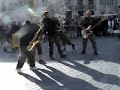 Musiques de rue - Born to Brass - Bombtrack Musiques de rue - Born to Brass - Bombtrack