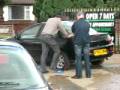videos de funny boss pumping up the tyre