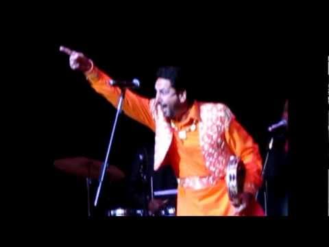 gurdas maan - Had the privilege of watching the living legend performing live at Wolverhampton Civic Centre, UK on 22-03-2013.... Mesmerising moments to be cherished forever.
