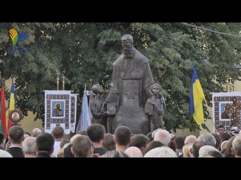 В Івано-Франківську освятили пам`ятник Митрополиту Андреєві Шептицькому