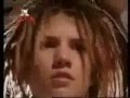 Marizza se corta las rastas.